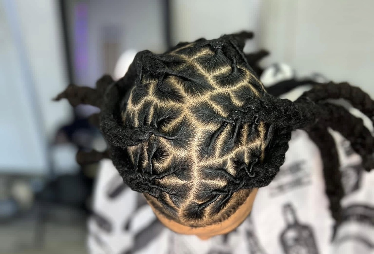 IN DA KUT loc and natural hair portfolio