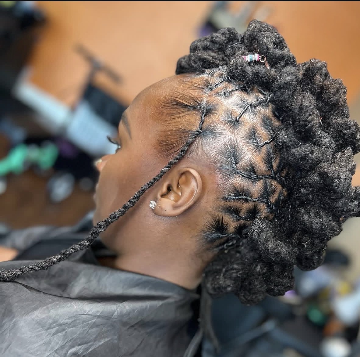 IN DA KUT loc and natural hair portfolio